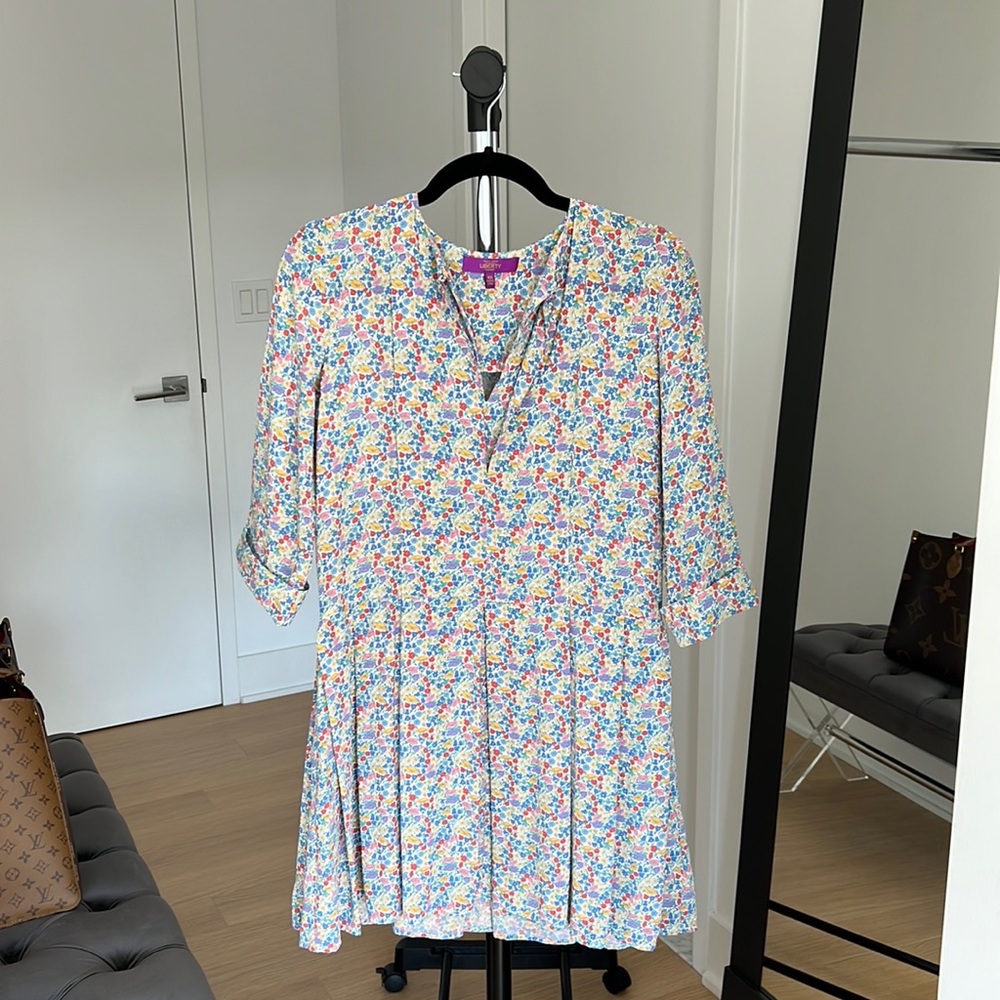 Tuckernuck Liberty Of London Floral Printed Silk De Chine Pullover Pleated Dress